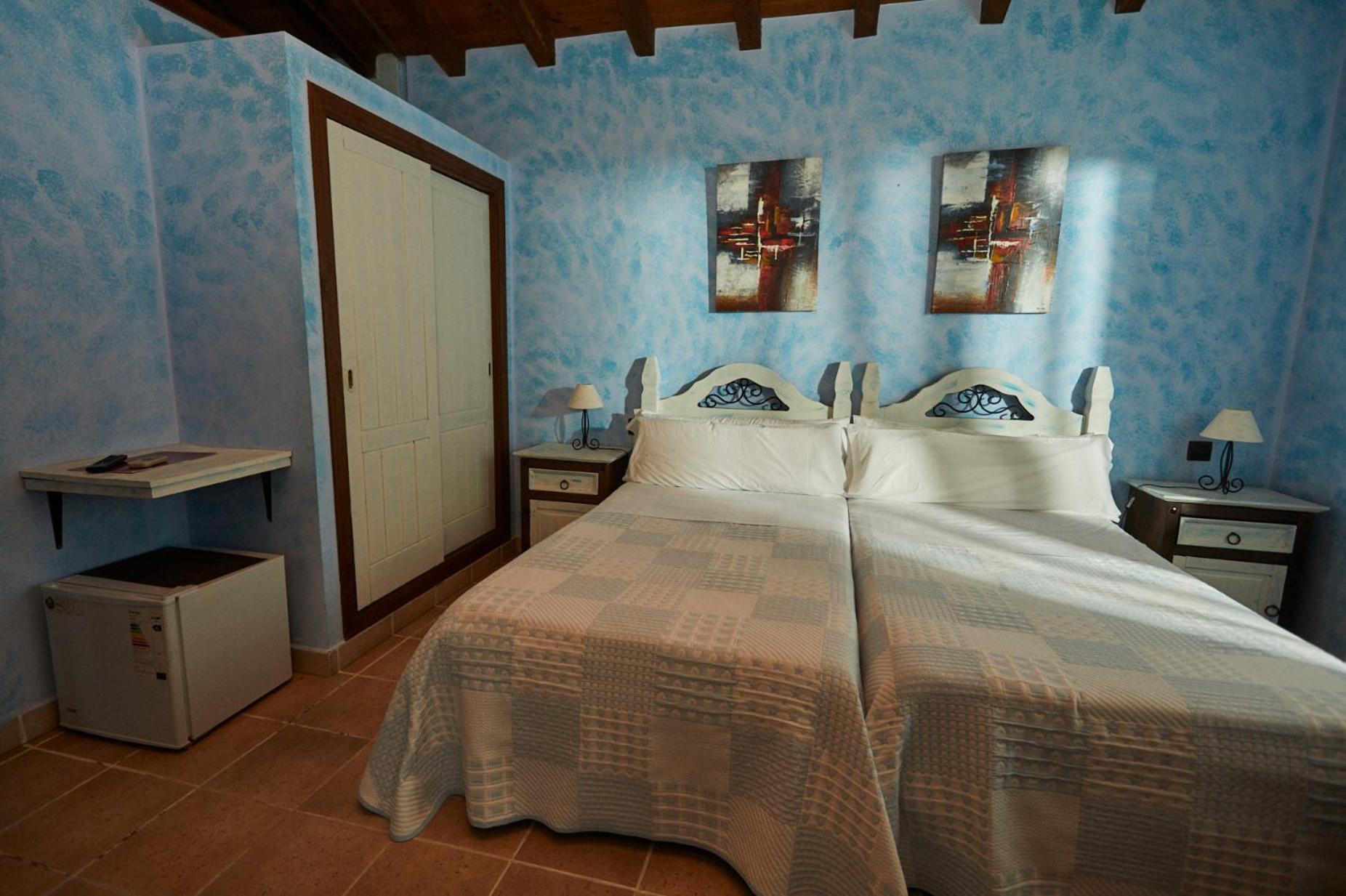 Hotel El Mirlo Blanco Candeleda Zewnętrze zdjęcie
