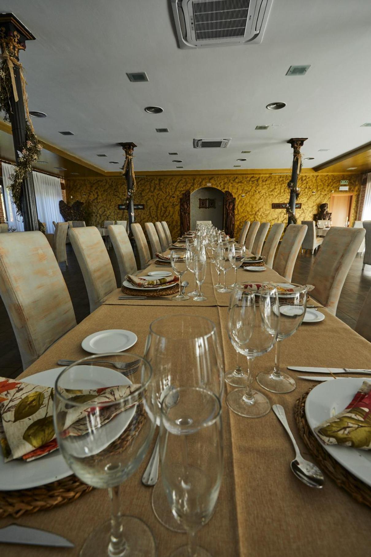 Hotel El Mirlo Blanco Candeleda Zewnętrze zdjęcie